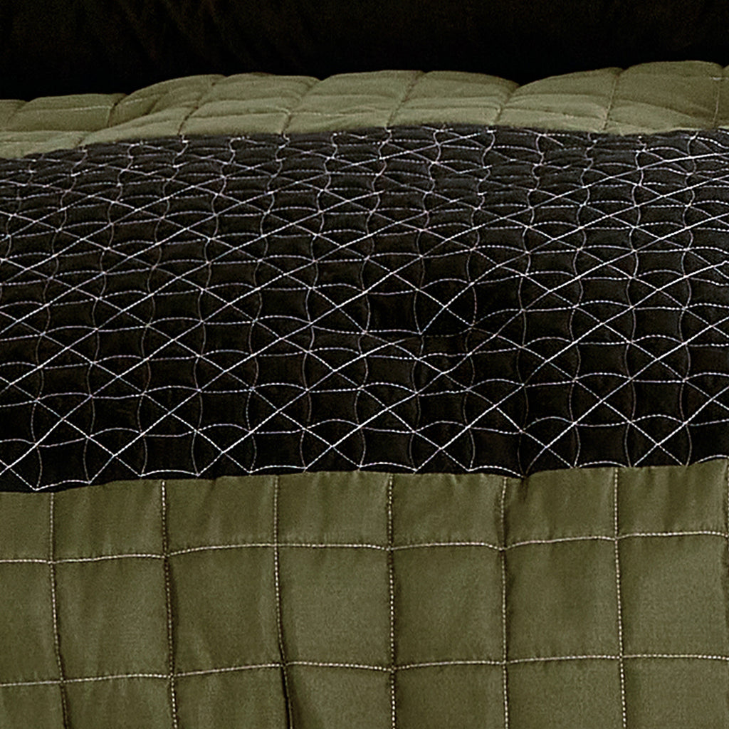 HIG 9-Piece Embroidered Comforter Set – King Size Bedding Set with sheet set, Soft & Stylish Quilt for Bedroom