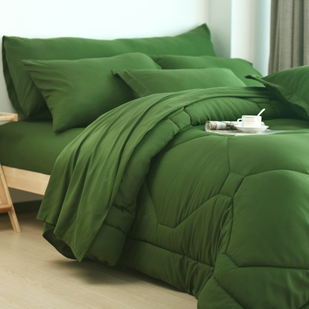 HIG Comforter Set, 8 Piece  Bed in a Bag with Flat Sheet, Fitted Sheet, Pillowcases & Shams