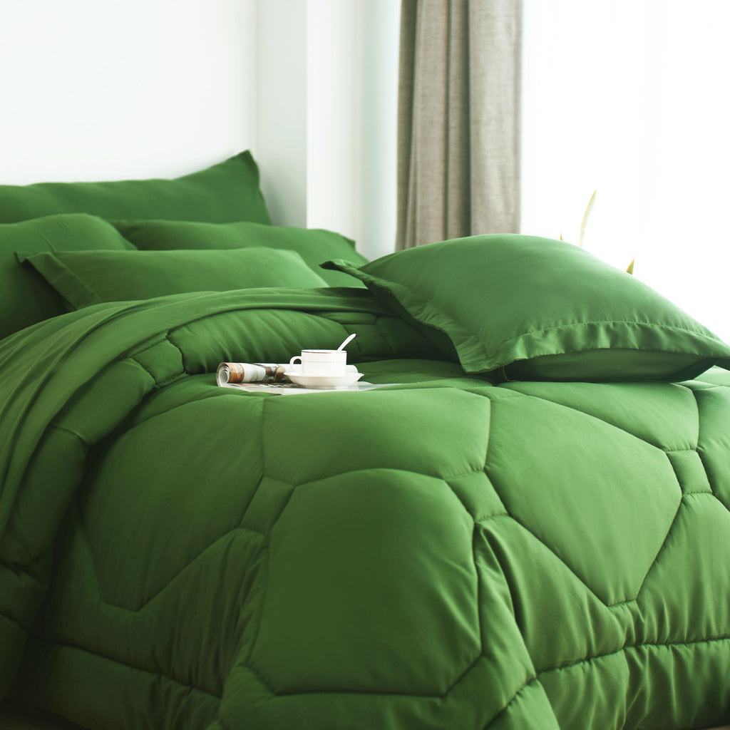 HIG Comforter Set, 8 Piece  Bed in a Bag with Flat Sheet, Fitted Sheet, Pillowcases & Shams
