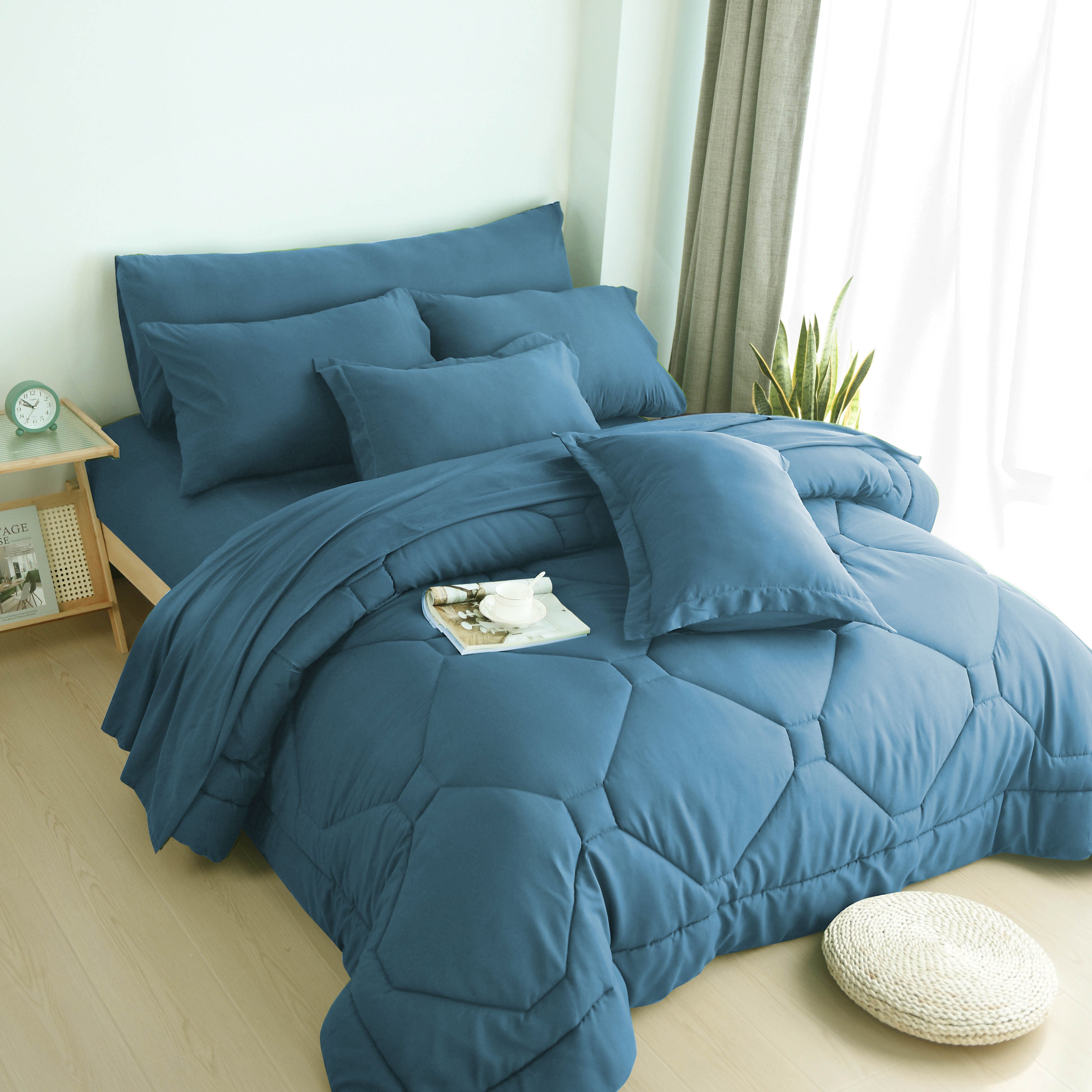 HIG 8 PCS Modern Comforter Set with Sheets All Season Bed in a Bag